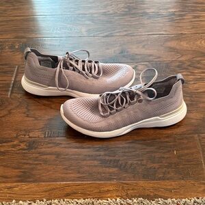 Athletic Propulsion Labs Sneakers